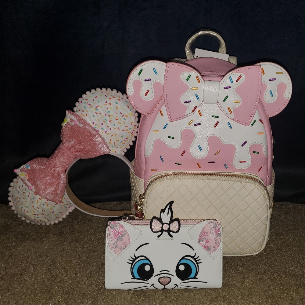 Loungefly Pink Icecream Cone backpack & accessories